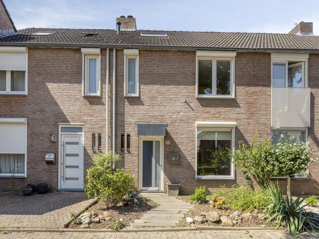 Kamilleweerd 46, Maastricht