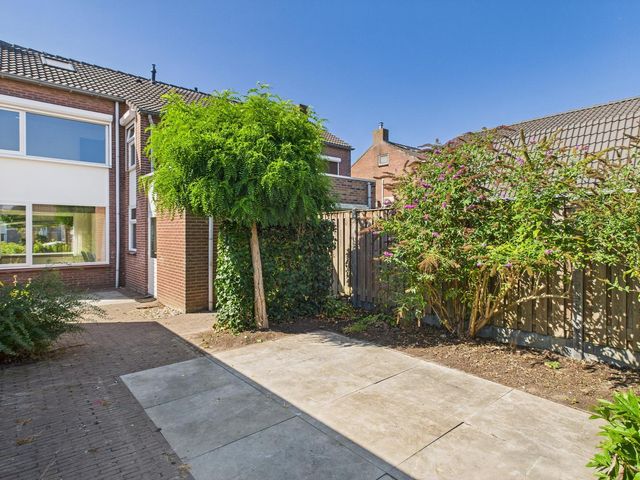 Adriaan Walravenstraat 15, Zaamslag