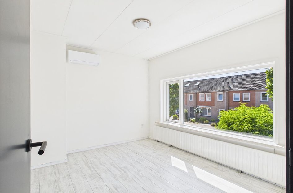 Adriaan Walravenstraat 15
