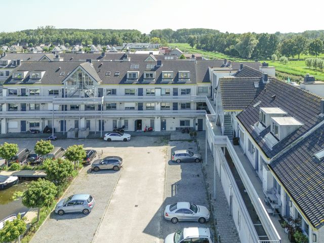 Port Broclede 30, Breukelen