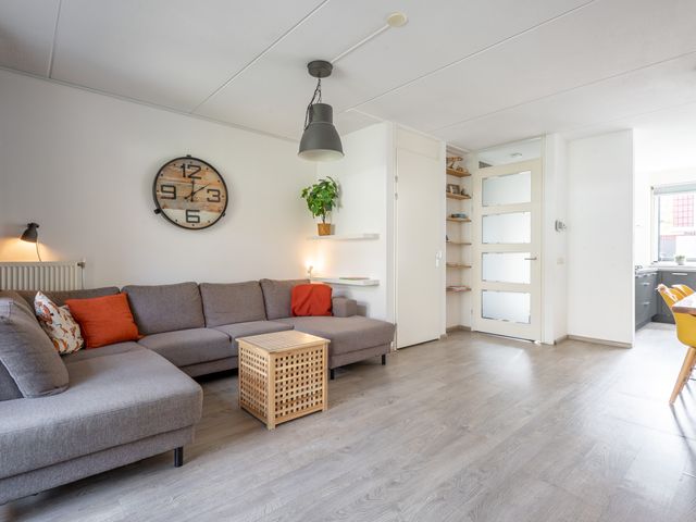 Veenwortel 15, Elst