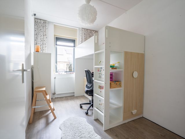 Veenwortel 15, Elst
