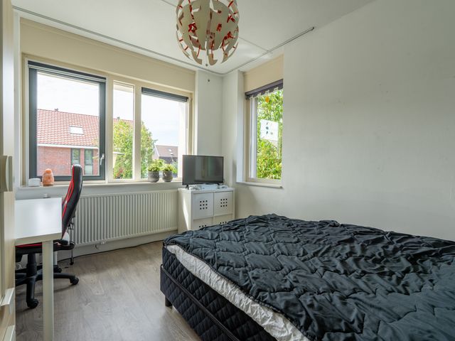 Veenwortel 15, Elst