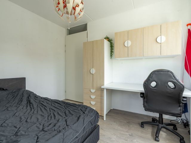 Veenwortel 15, Elst