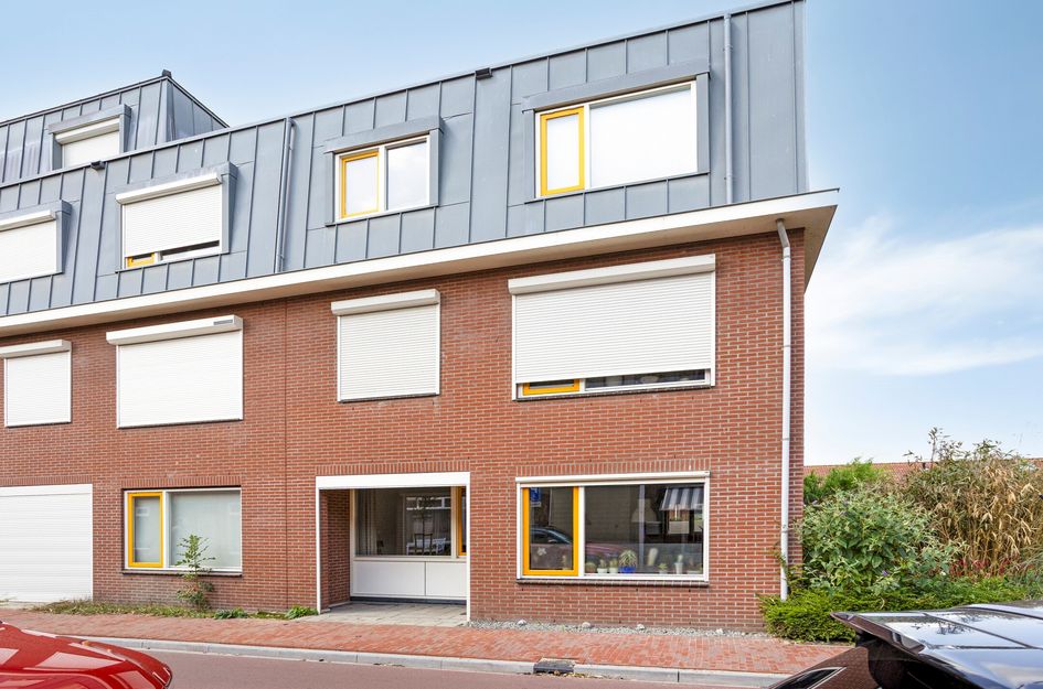 Oranjestraat 10