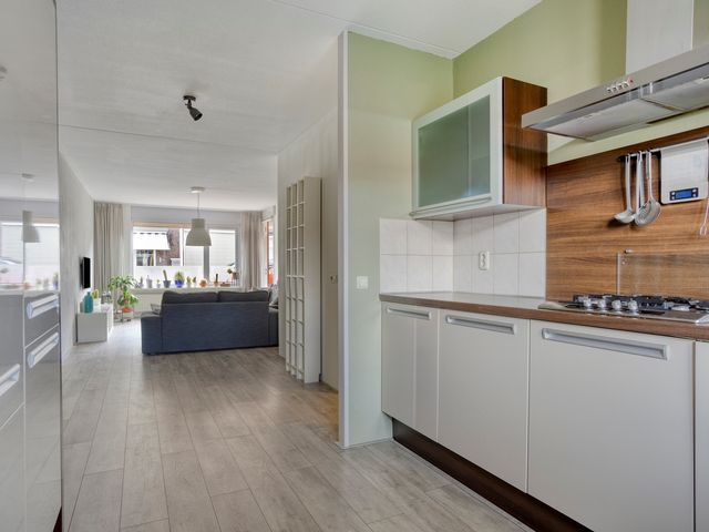 Oranjestraat 10, Arkel