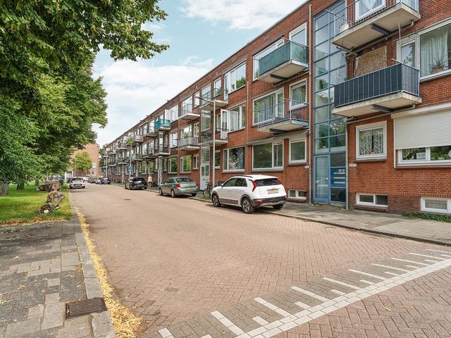 Hogenbanweg 146C, Rotterdam