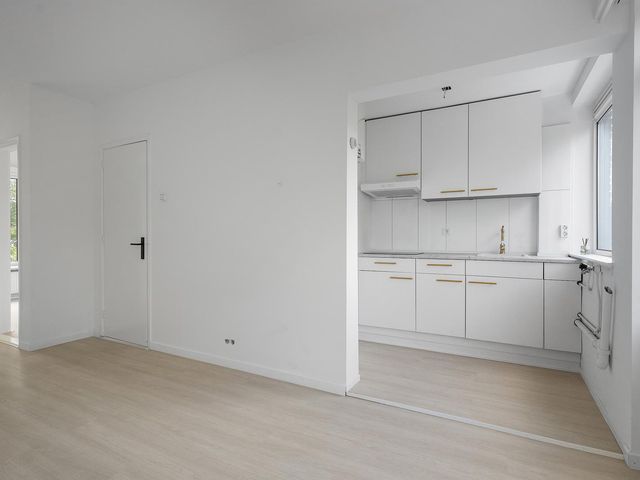 Hogenbanweg 146C, Rotterdam
