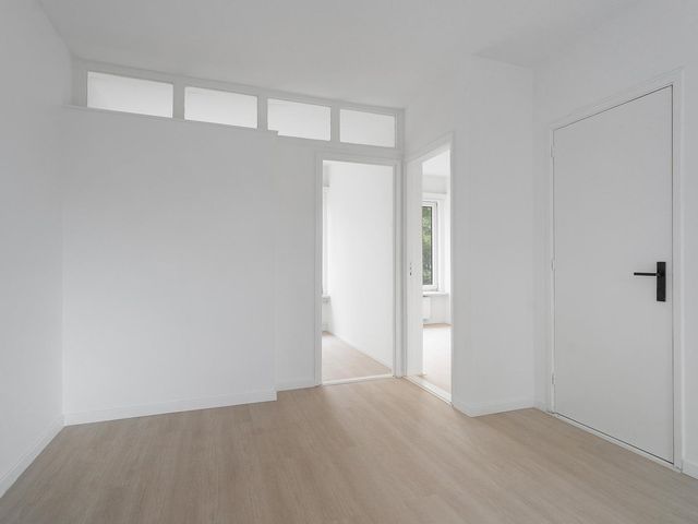 Hogenbanweg 146C, Rotterdam