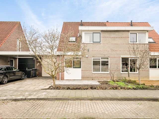 Beursjeskruidstraat 21, Almere