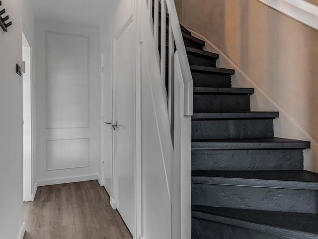 De Kist 61, Elst