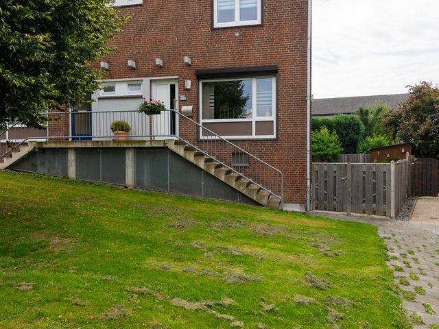 Piet van Breemenstraat 13, Wijlre
