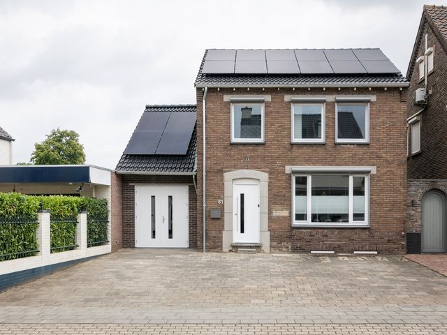 Dorpstraat 81, Buchten