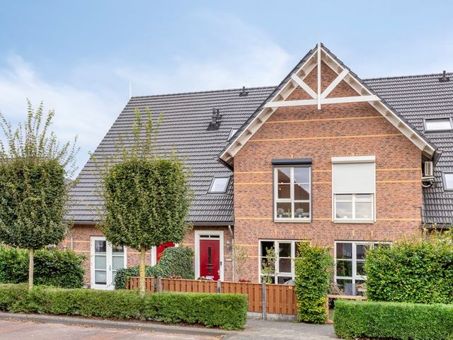 Zandkamp 2, Bunschoten-Spakenburg