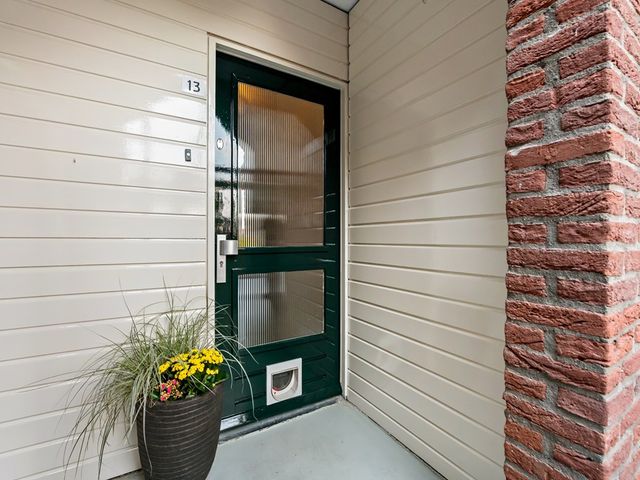 Kastanjehof 13, Maasland