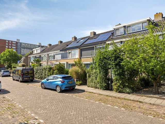 Meindert Hobbemastraat 19, Capelle aan den IJssel