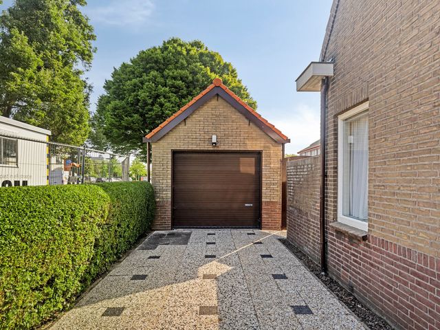 Violenstraat 48, Goes