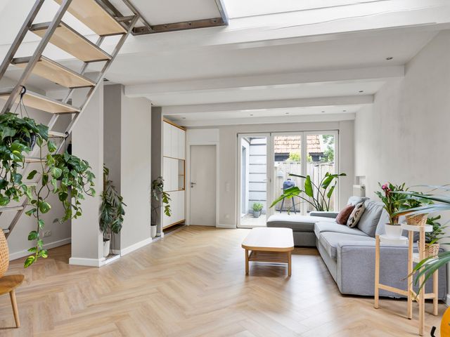Dubbelstraat 122, Sloten