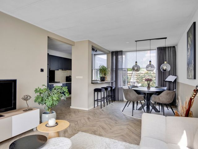 Hoannekamp 24, Langweer