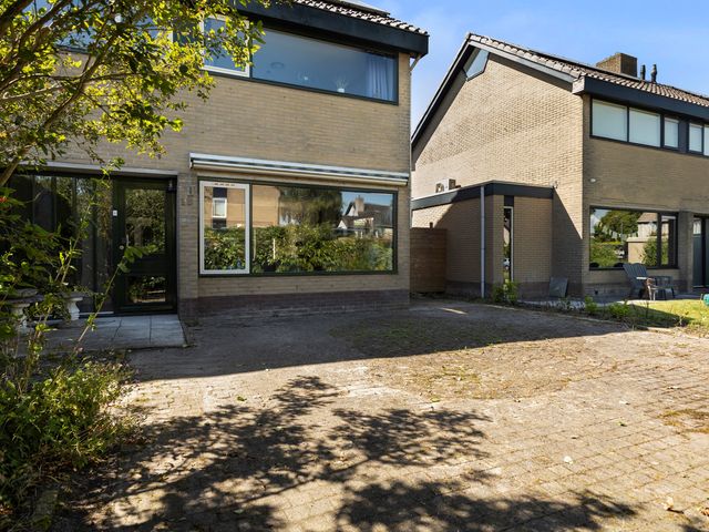 S L Mansholtplein 13, Franeker