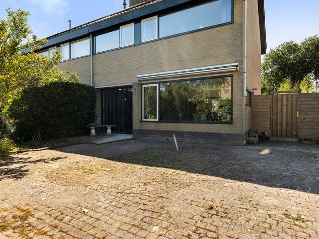 S L Mansholtplein 13, Franeker