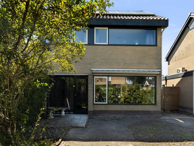 S L Mansholtplein 13, Franeker
