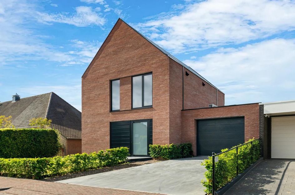 Spoorstraat 73