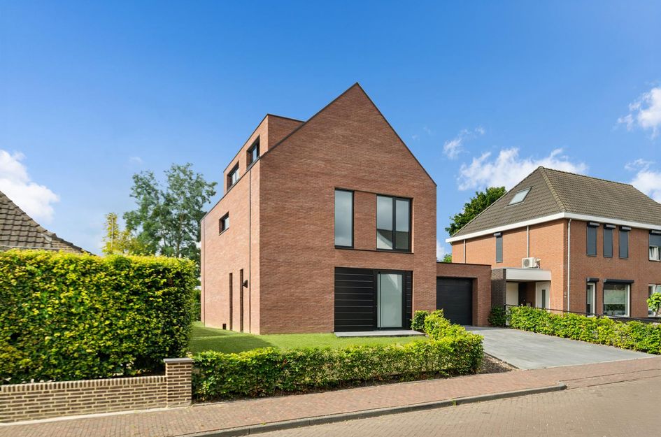 Spoorstraat 73