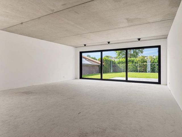 Spoorstraat 73, Geleen