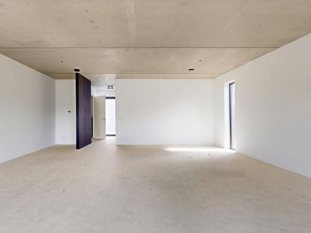 Spoorstraat 73, Geleen