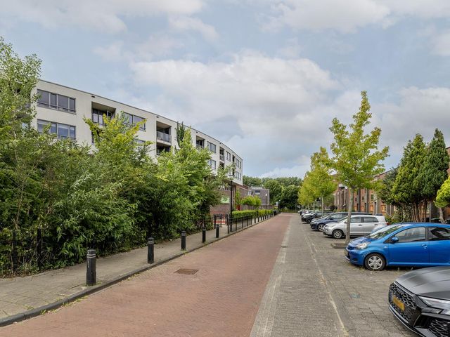 Iepenwede 42, Barendrecht