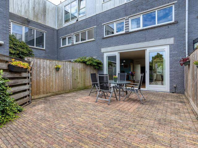 Rie Cramerlaan 3, Leiden