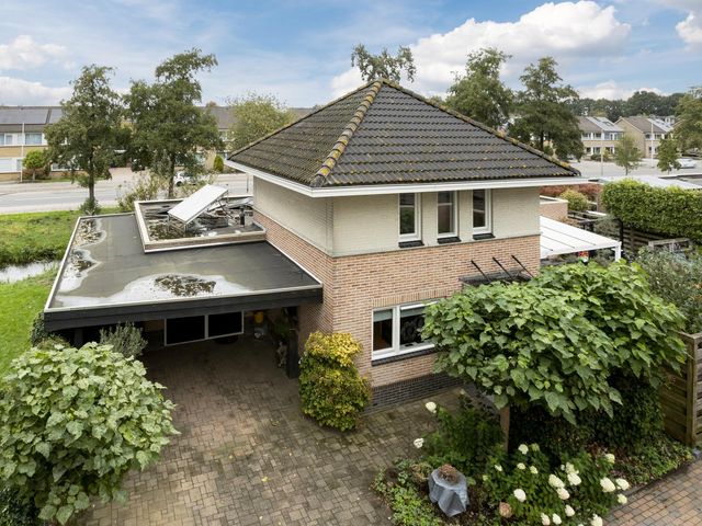 Leeuweriklaan 9a, Hoogeveen