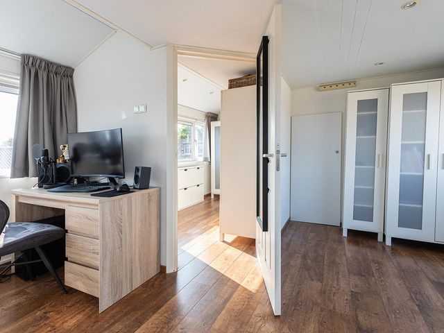 Prins Bernhardweg 12, Oud-Alblas