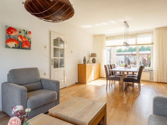Bernhardstraat 24, Gendt