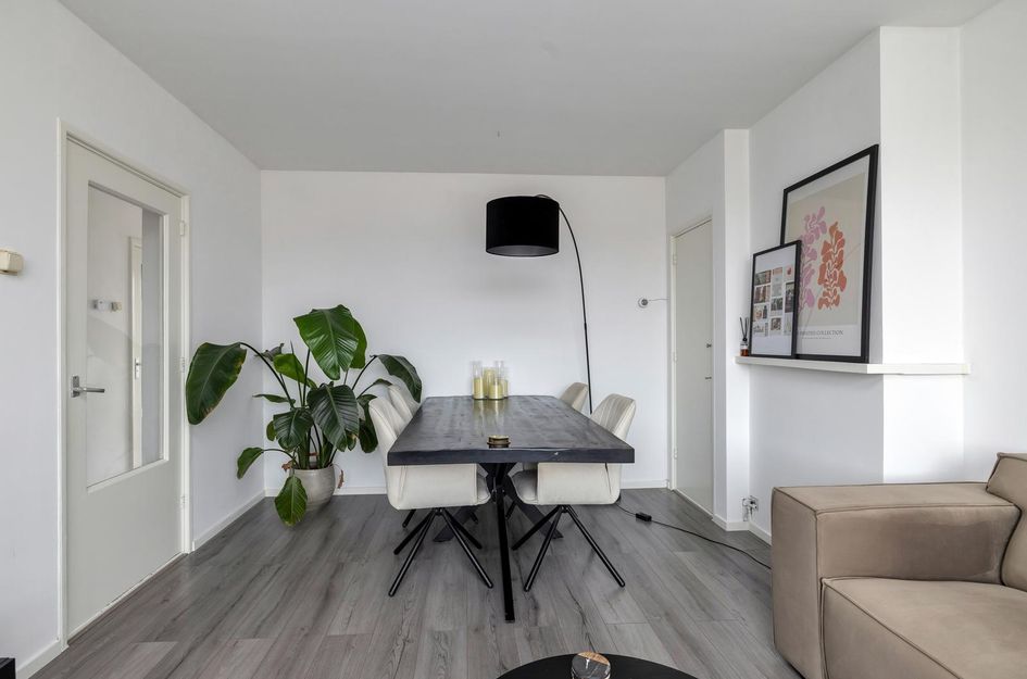 Nicolaas Maesstraat 57