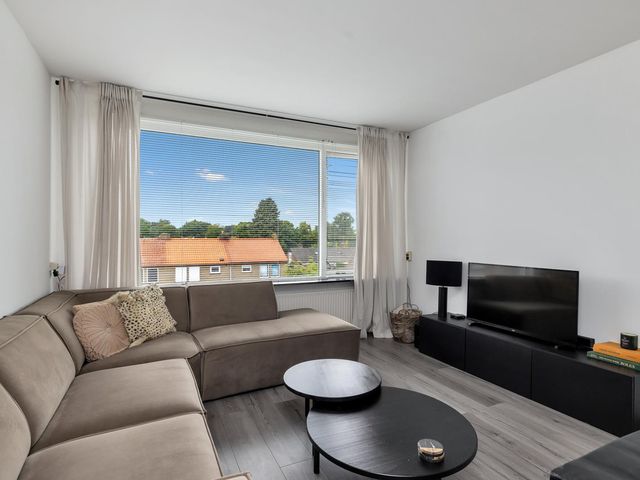 Nicolaas Maesstraat 57, Enschede