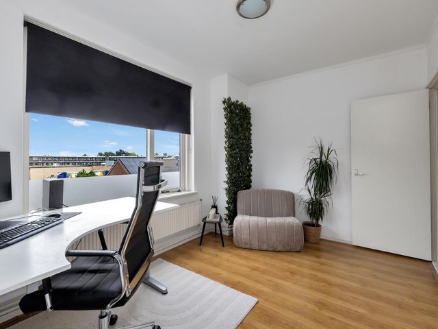 Nicolaas Maesstraat 57, Enschede