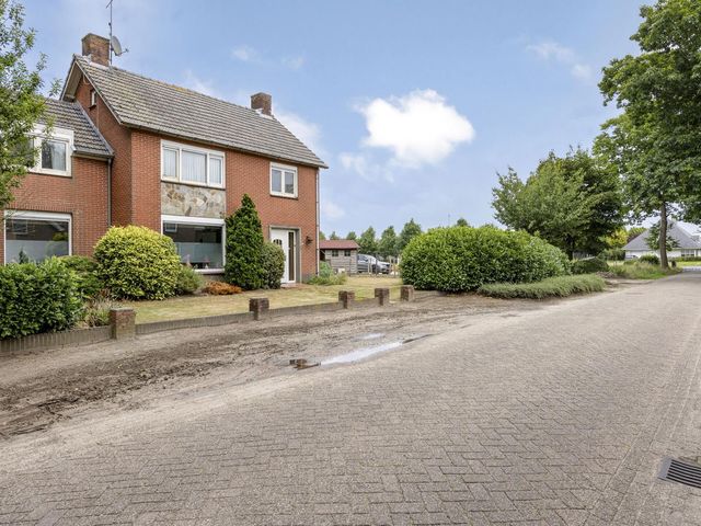 Kwaalburg 2, Alphen