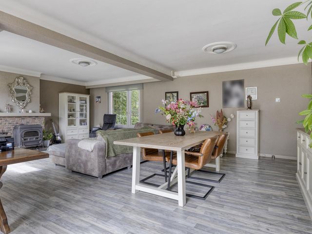 Kwaalburg 2, Alphen