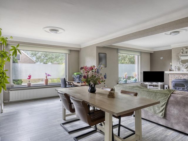Kwaalburg 2, Alphen