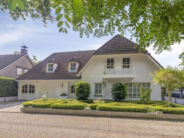 Spoorpad 25, Baarle-Nassau