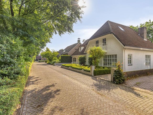Spoorpad 25, Baarle-Nassau