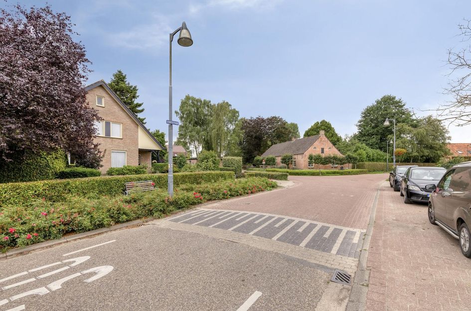 Dorpsstraat 95