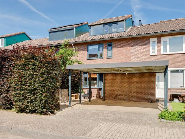 Birkholm 256, Hoofddorp