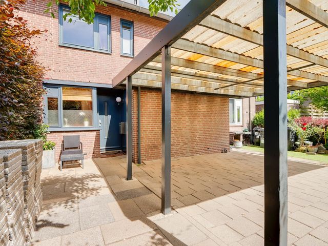 Birkholm 256, Hoofddorp