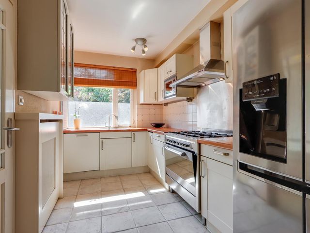 Birkholm 256, Hoofddorp