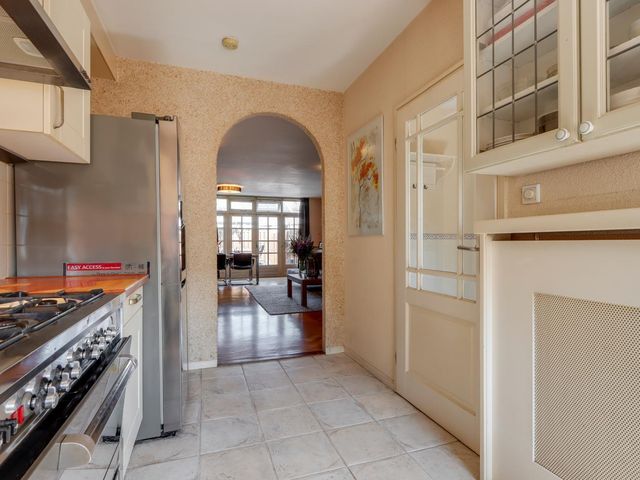 Birkholm 256, Hoofddorp