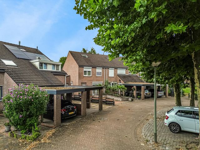 Maretakhof 29, Roermond