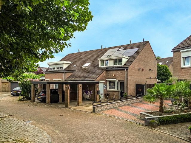 Maretakhof 29, Roermond